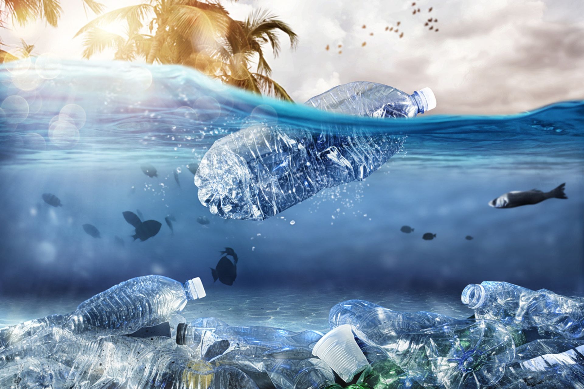 Plástico: Plástico acumulado no fundo do mar