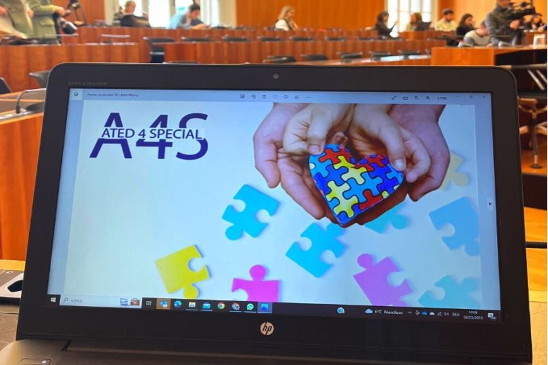 ated4special: il manifesto del progetto tecnologico e solidale di contrasto all’autismo lanciato dall’associazione ated-ICT Ticino, con il patrocinio della Città di Lugano