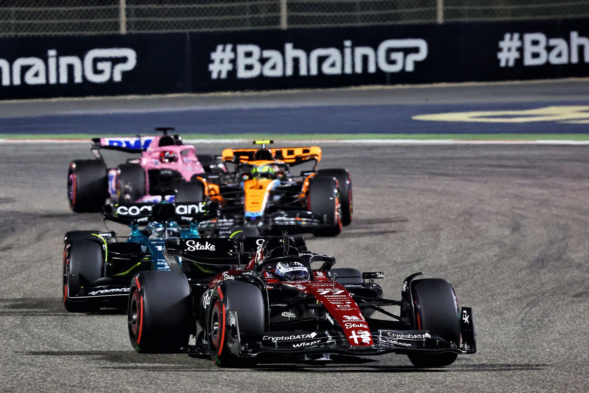 Fernando Alonso: Valtteri Bottas ha regalato un ottavo posto all'Alfa Romeo nel GP del Bahrein 2023 di F1