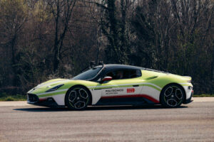 Autonom körning: testerna av Maserati MC20 Cielo "robo-driver" inrättad av Milano Polytechnic