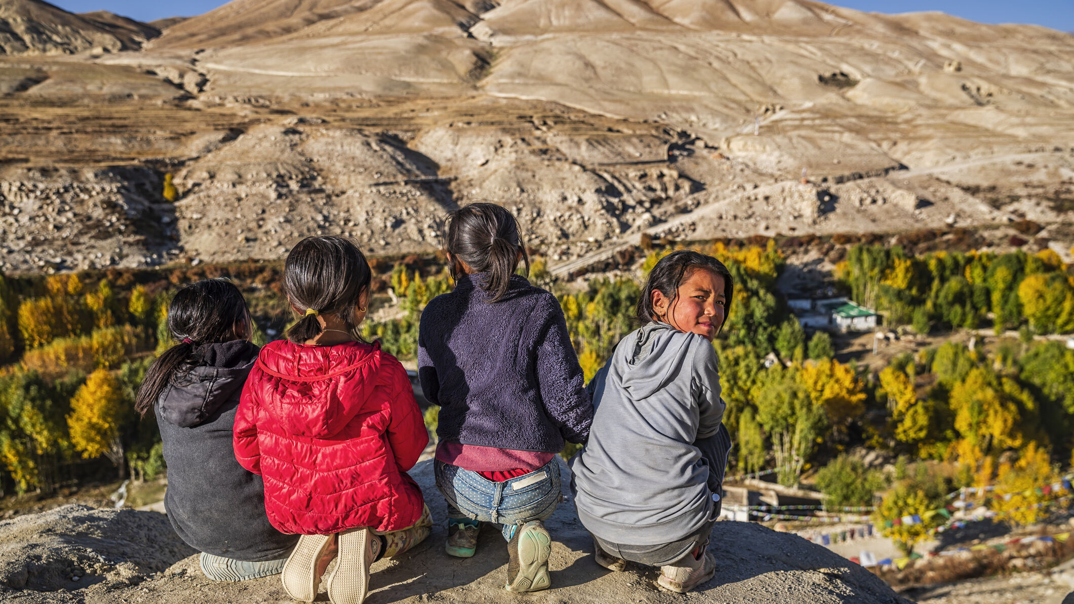Tibet: bambine tibetane nell'Alto Mustang