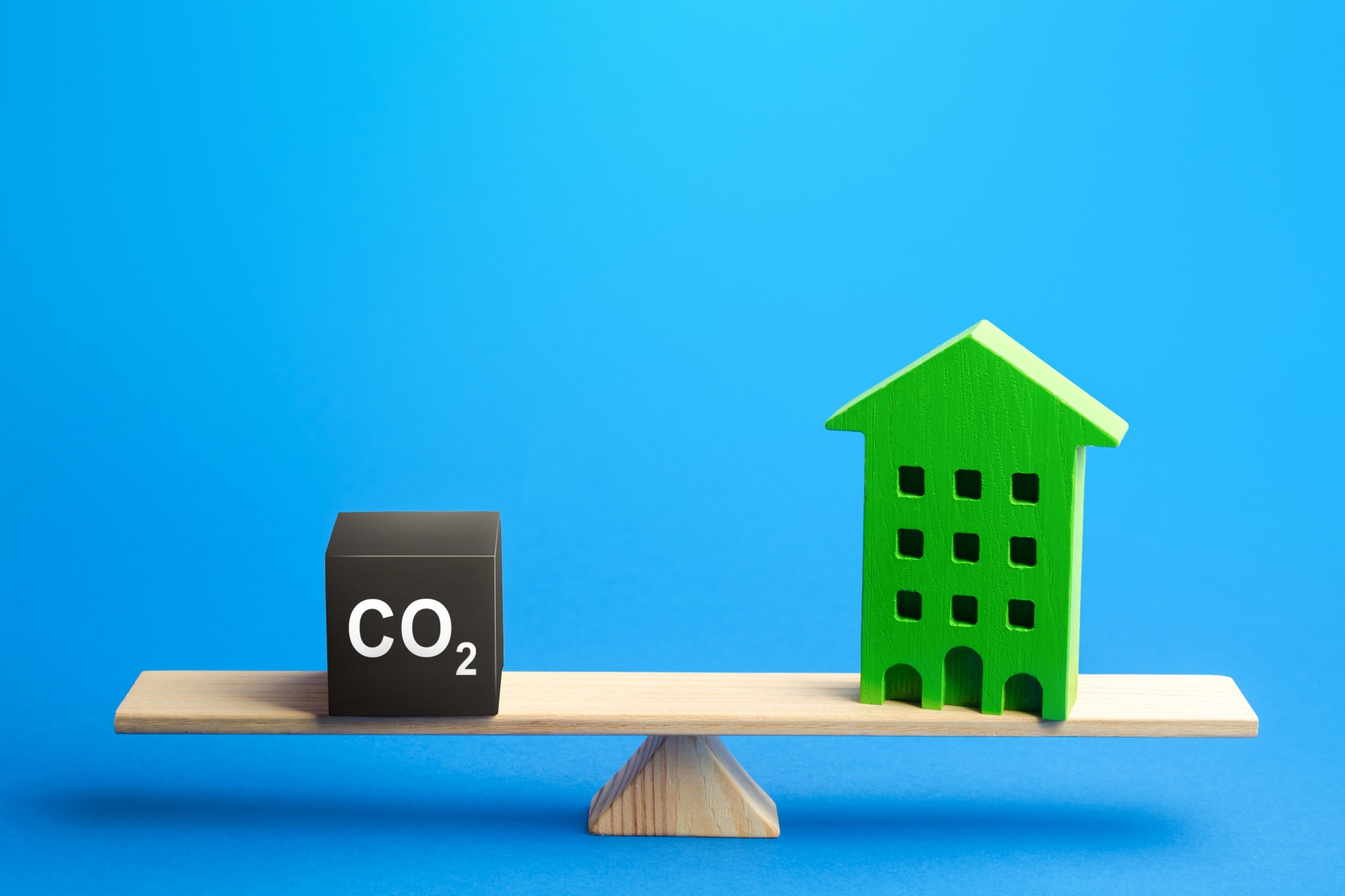 CO2: anche l’edilizia residenziale ha un forte impatto sul rilascio di CO2 nell’atmosfera, di cui si dovrà tenere conto