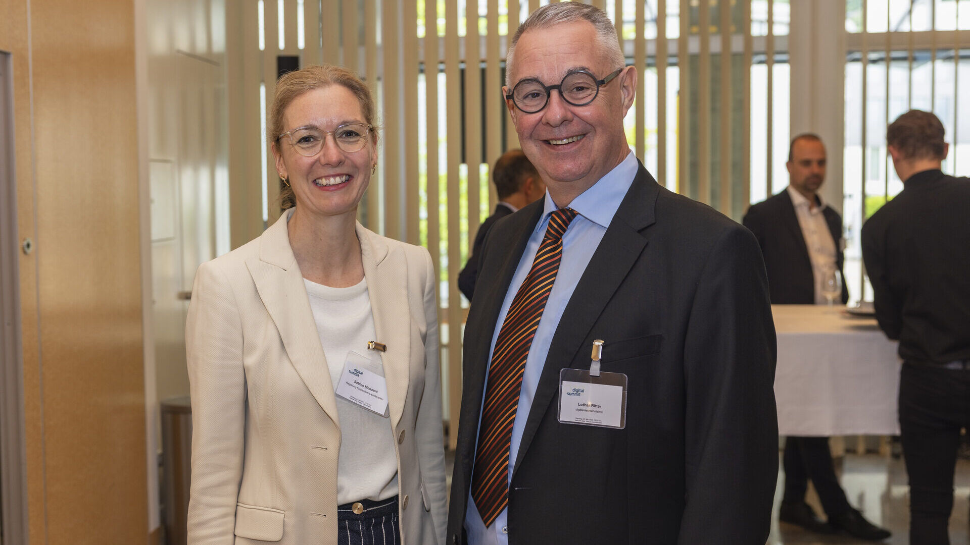 2023 年數字峰會：Sabine Monauni 和 Lothar Ritter
