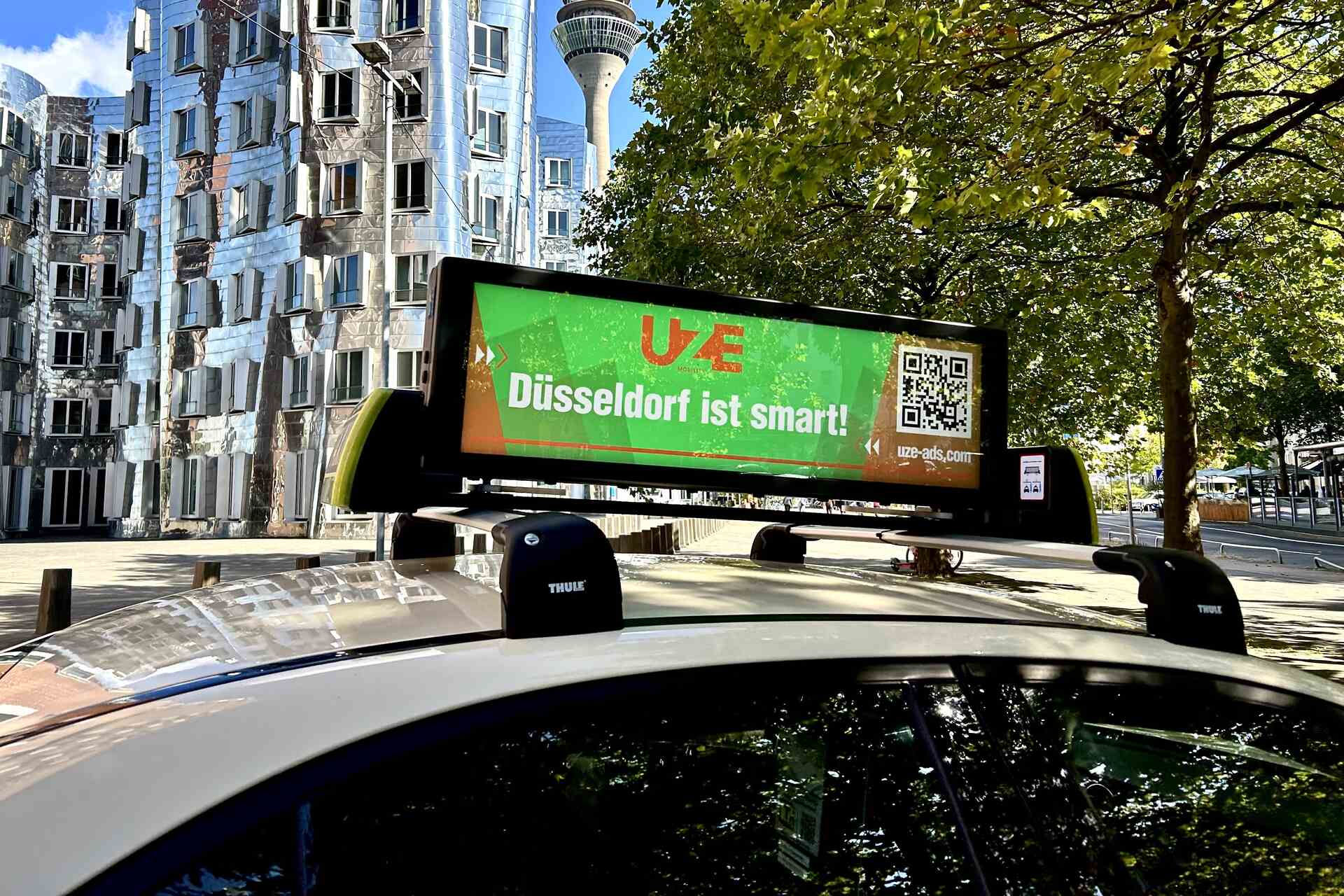 Trafic plus propre : la start-up brême UZE Mobility, spécialisée dans la collecte de données nomade, a testé avec succès un moyen de mesurer les émissions de CO2 du trafic routier très précis dans le temps grâce à des détecteurs placés dans les panneaux de signalisation des taxis