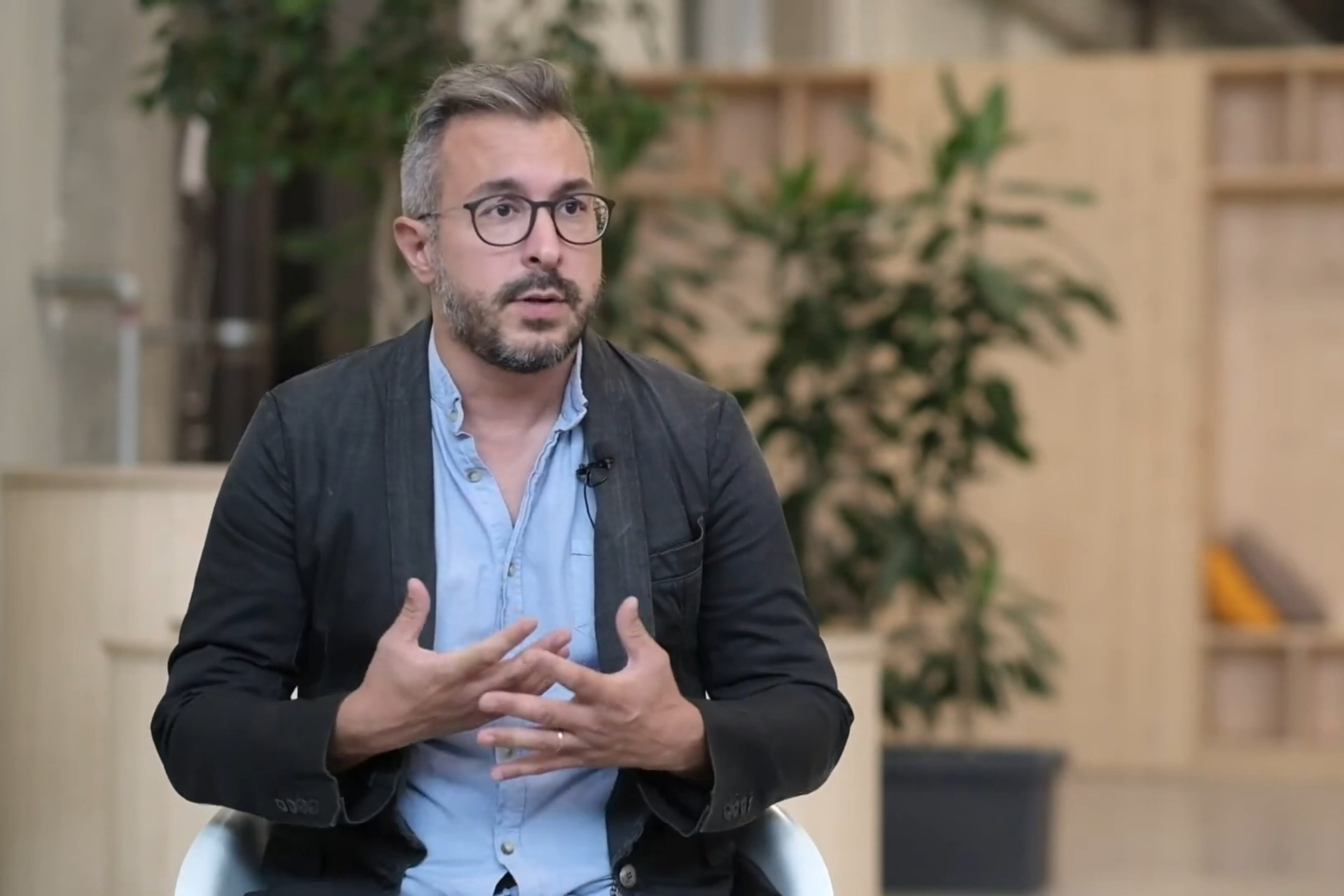 Davide Lugli: iværksætteren Davide Lugli er ejer og administrerende direktør for Campania-virksomheden Skipper såvel som skaberen af ​​Nebula-applikationen