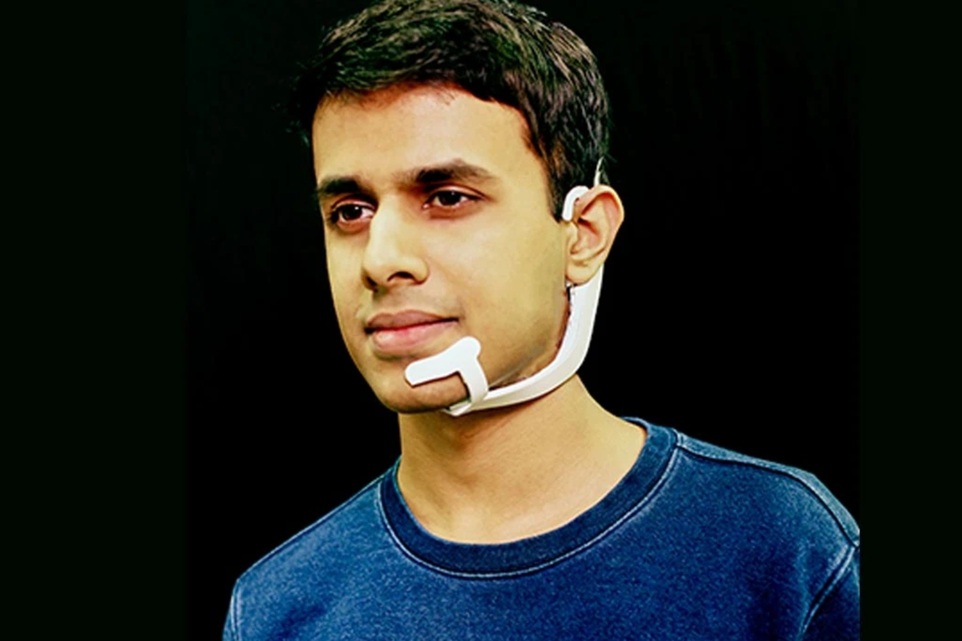 Thần giao cách cảm: Arnav Kapur của MIT và thiết bị AlterEgo