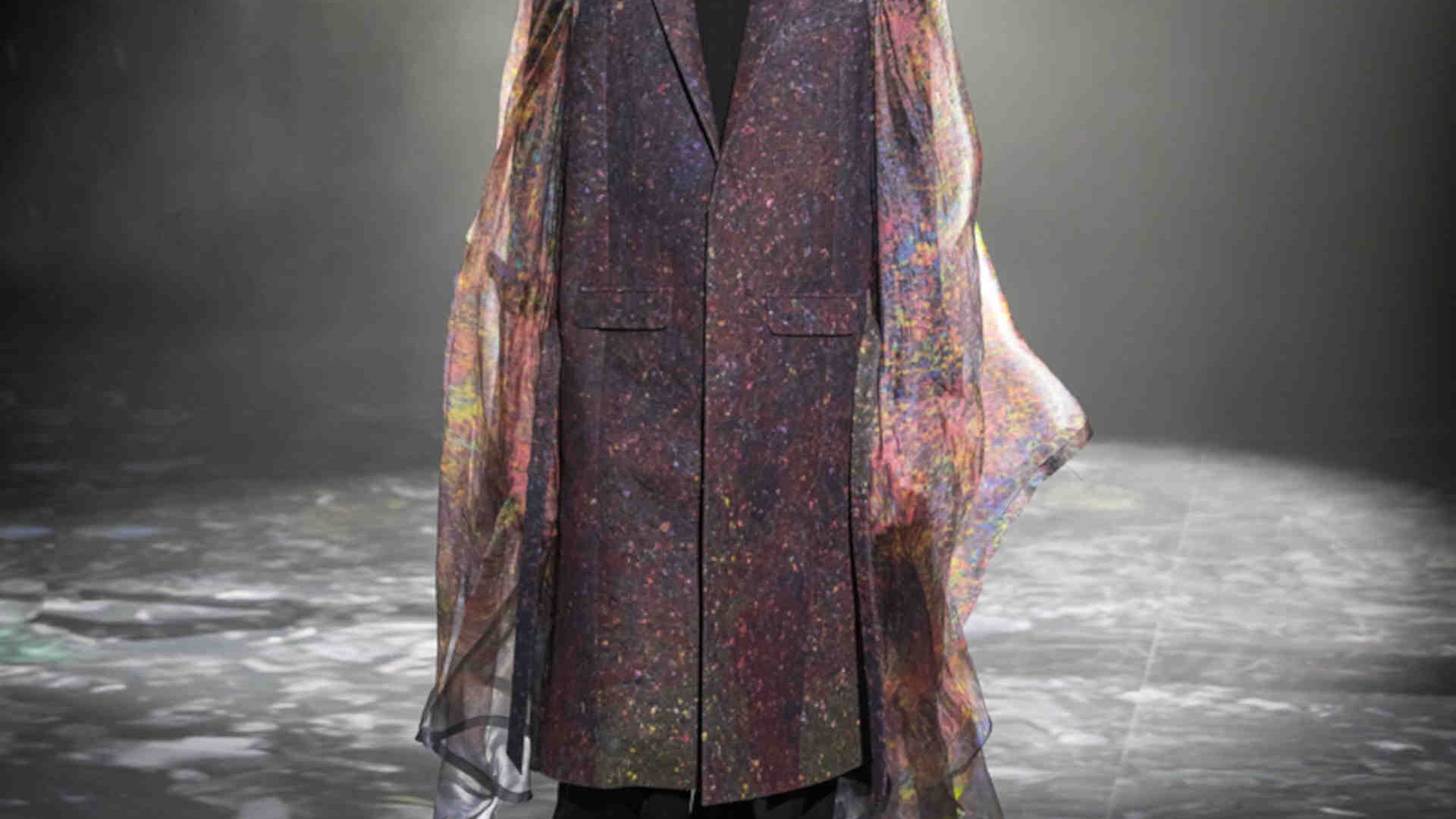 Moda sostenibile: l'abito Magma di Yuima Nakazato
