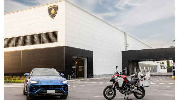 Dialogo auto e moto: Lamborghini e Ducati