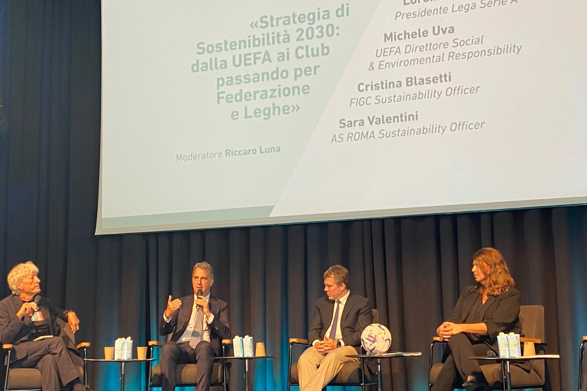 Football : lancement à Milan de la stratégie de durabilité du football italien