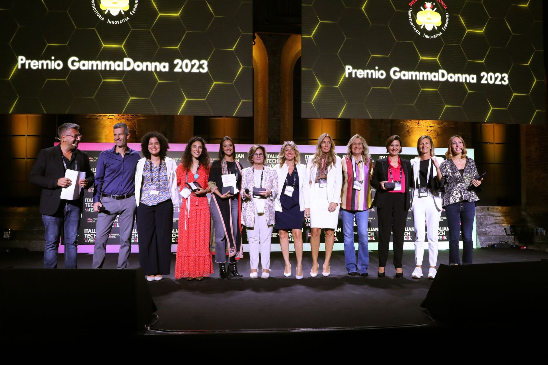 GammaDonna Award: en ideell förening med kontor i Turin, Milano och Rom i Italien