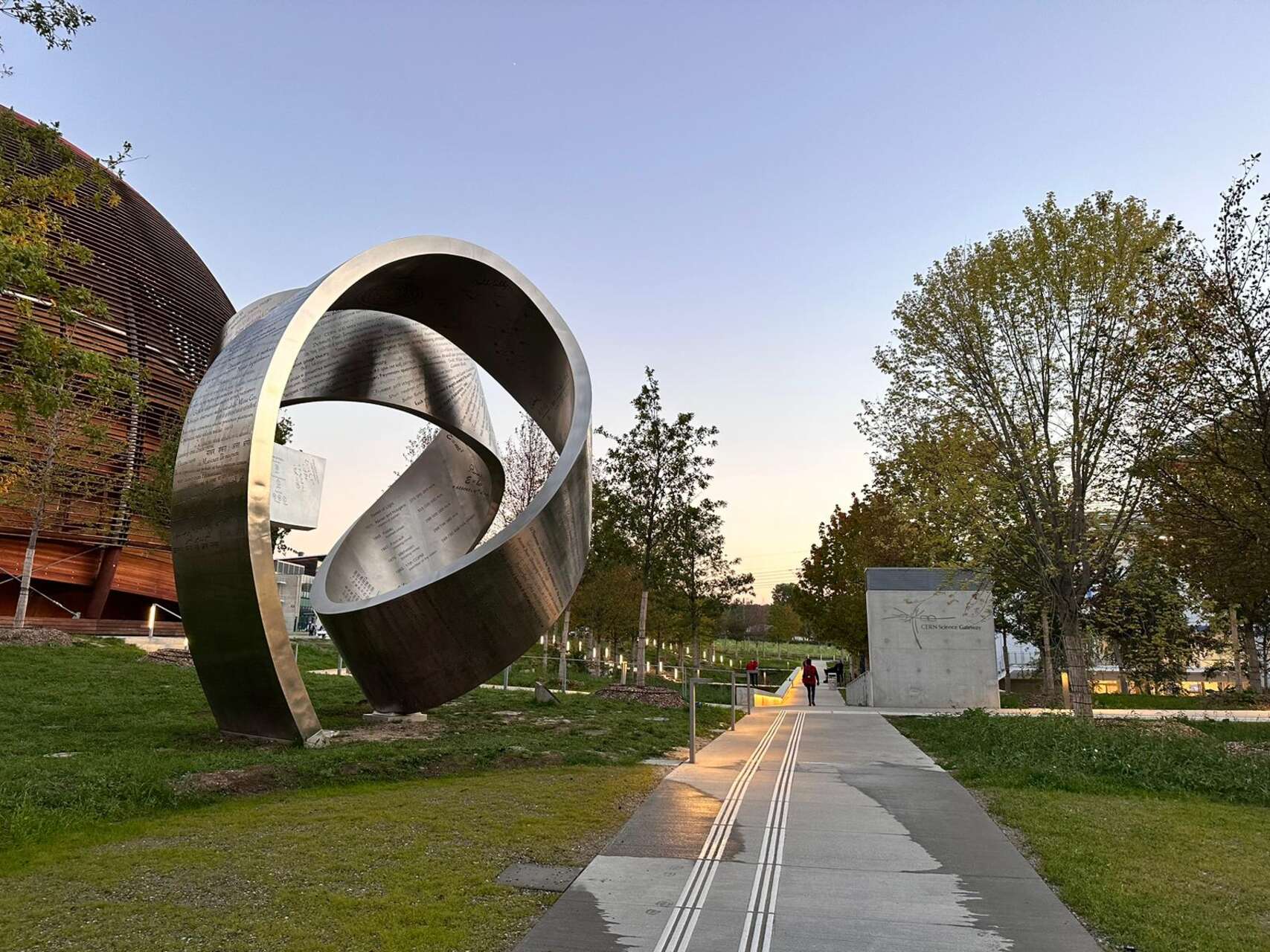 Idee: le aree esterne del CERN Science Gateway di Ginevra, in Svizzera