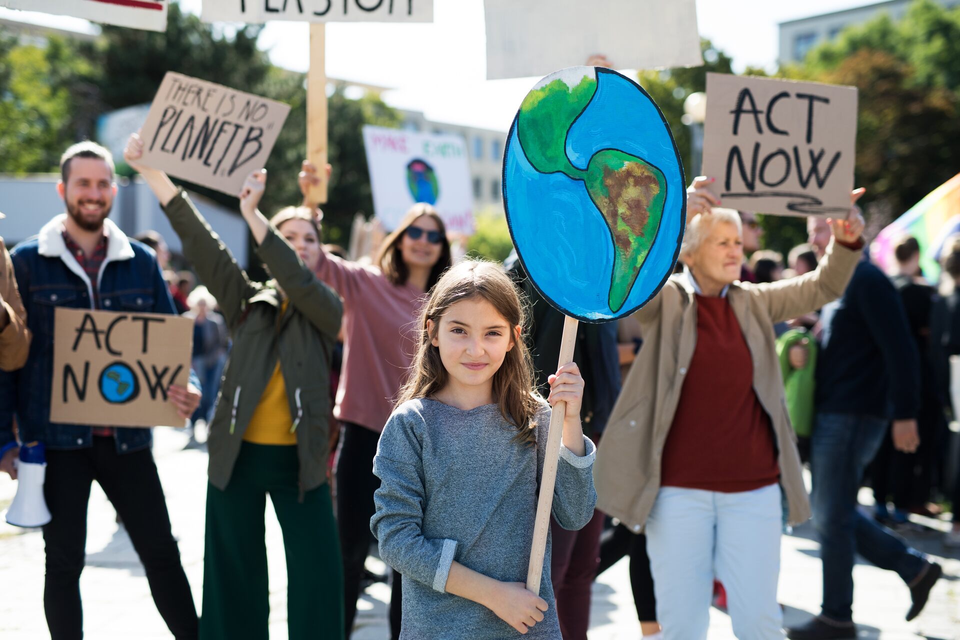 기후 변화: 활동가들은 매우 신속한 조치를 요구하고 있습니다.