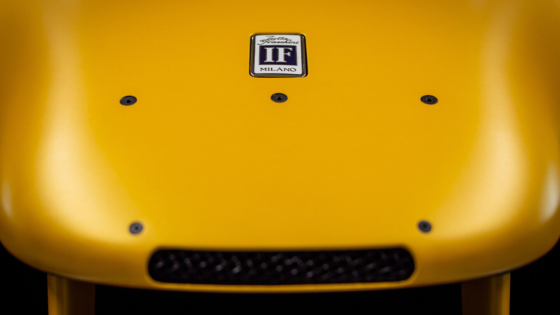 Isotta Fraschini: het logo op de voorkant van de Tipo 6 LMH Strada
