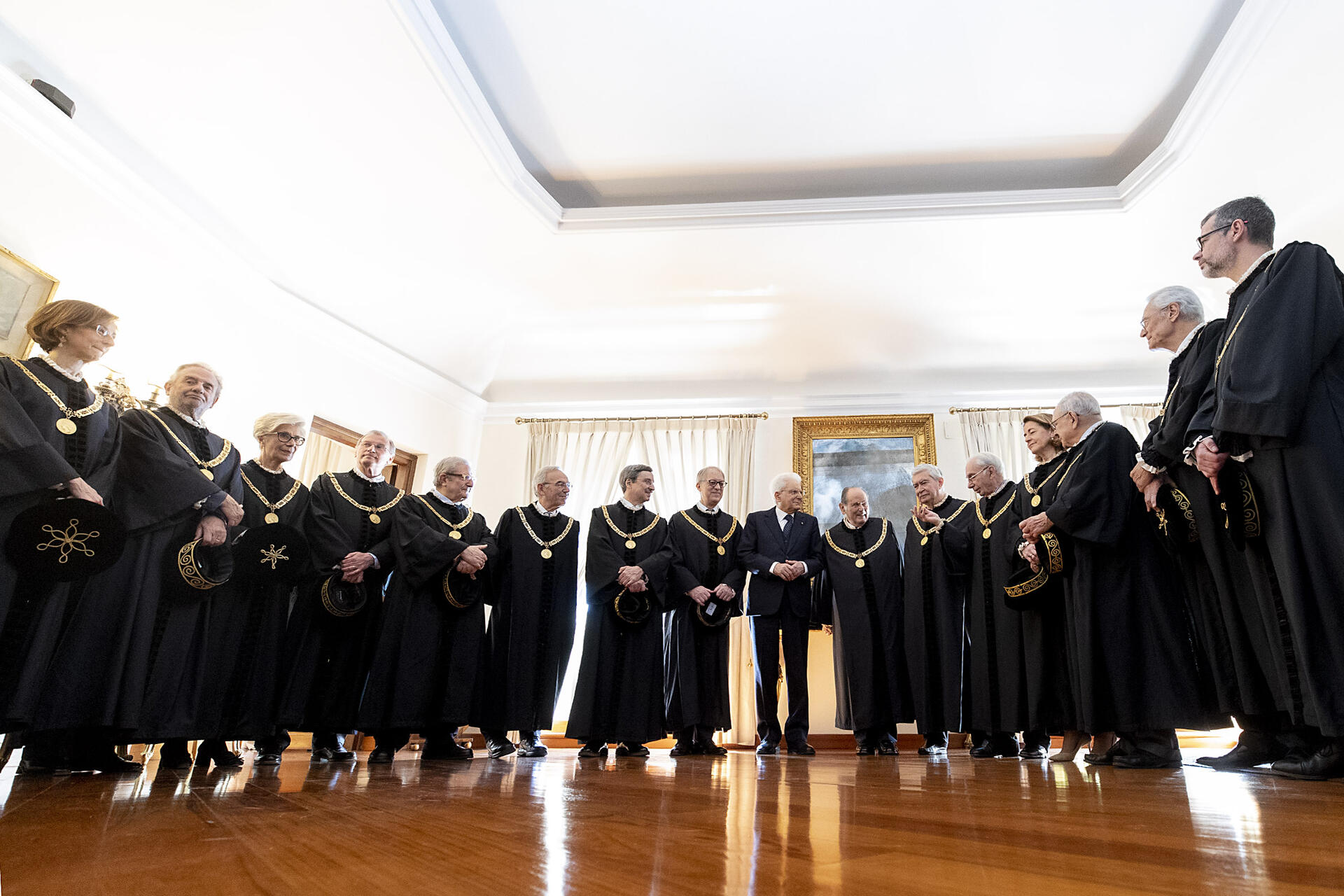 ანაზღაურება: იტალიის რესპუბლიკის საკონსტიტუციო სასამართლო
