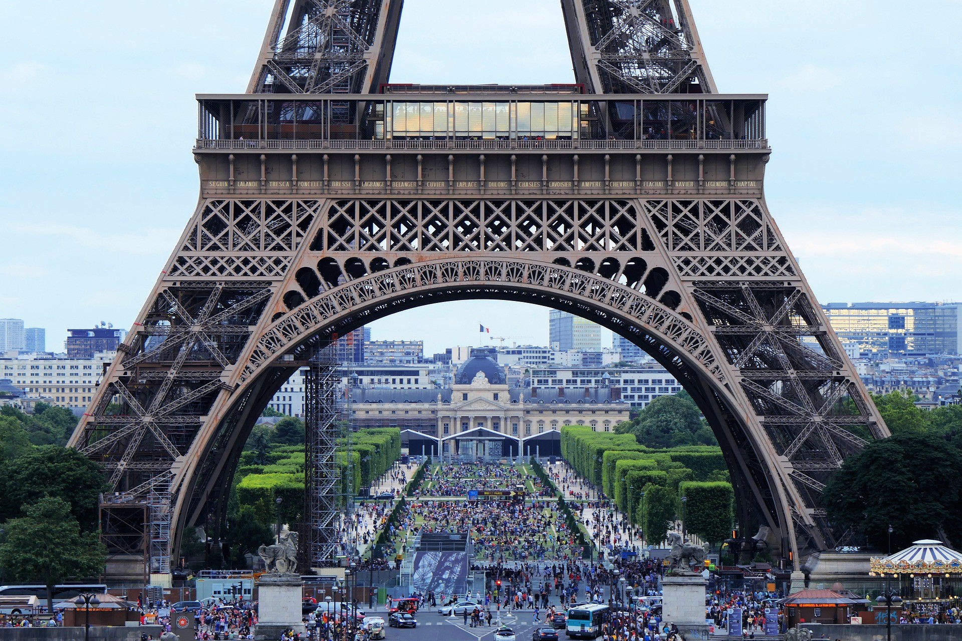 Smart City: verso i Giochi Olimpici parigini con una mobilità full-green