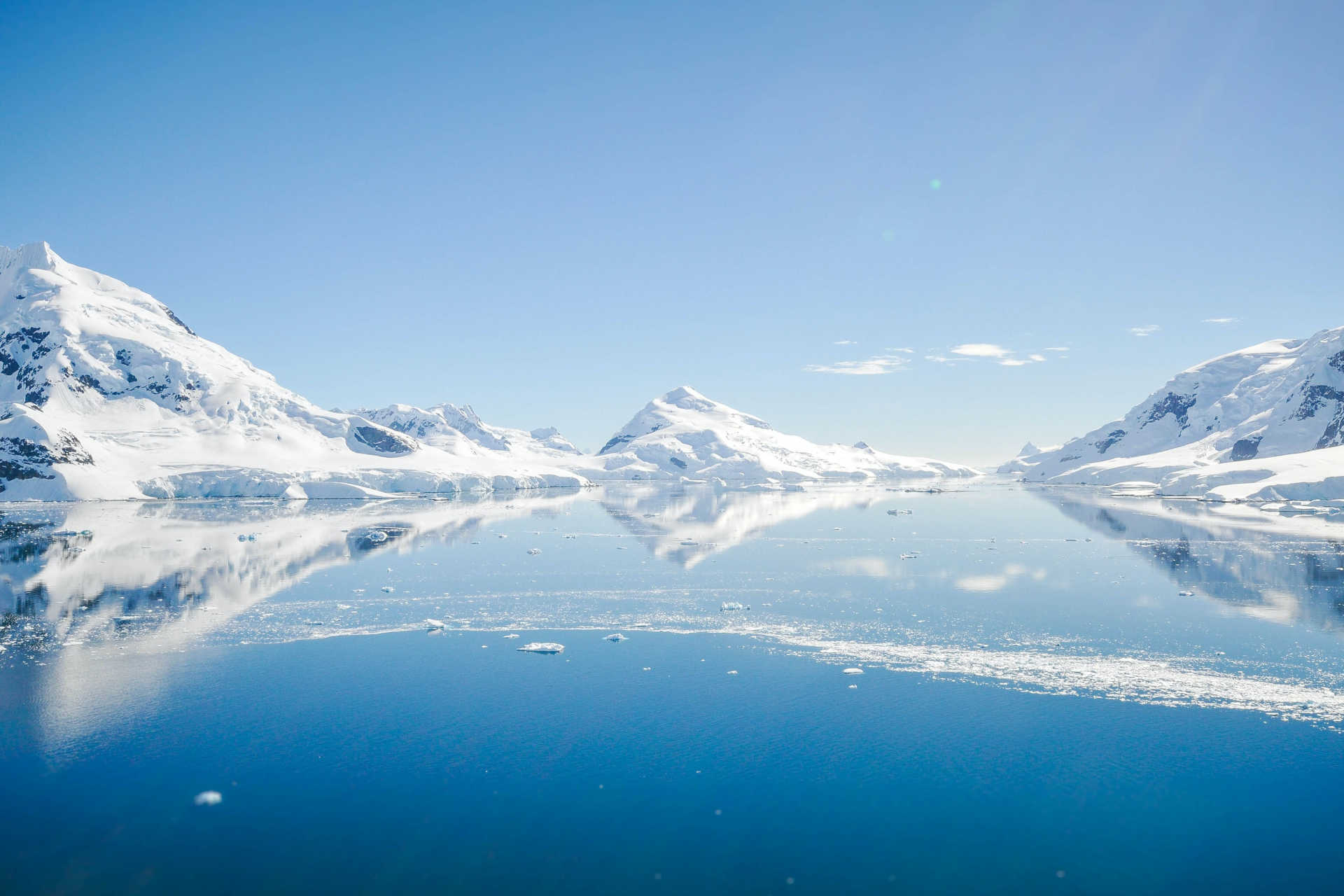 Ocean Race: на паруснай лодцы ў пошуках мікрапластыку ў Антарктыдзе