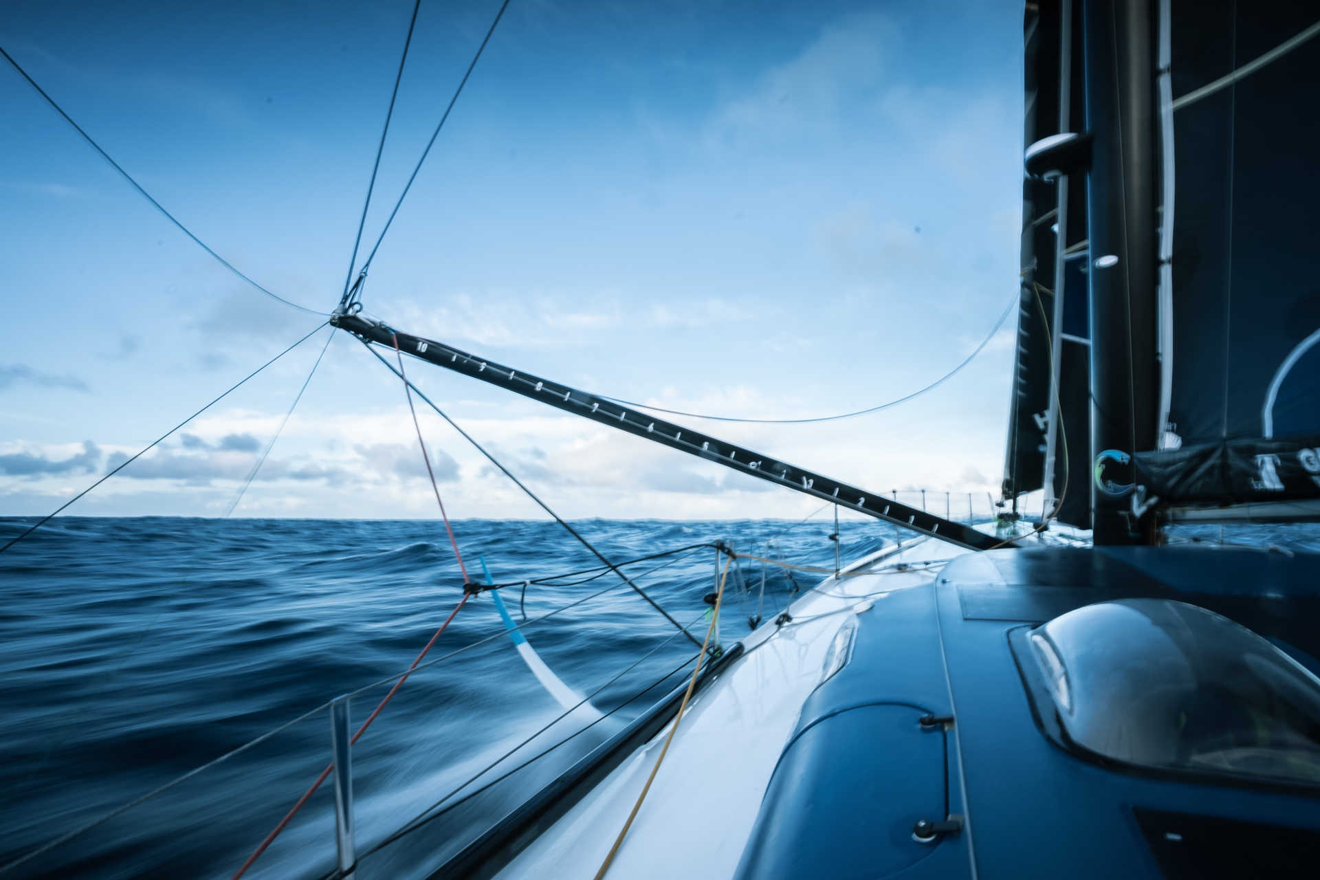 Ocean Race: in barca a vela in Antartide per studiare le microplastiche