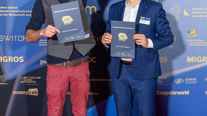 Дижитал эдийн засгийн шагнал: 16 оны 2023-р сарын XNUMX-нд Швейцарийн Цюрих хотын Hallenstadion-д болсон шагнал гардуулах ёслолын гэрэл зургийн цомог.
