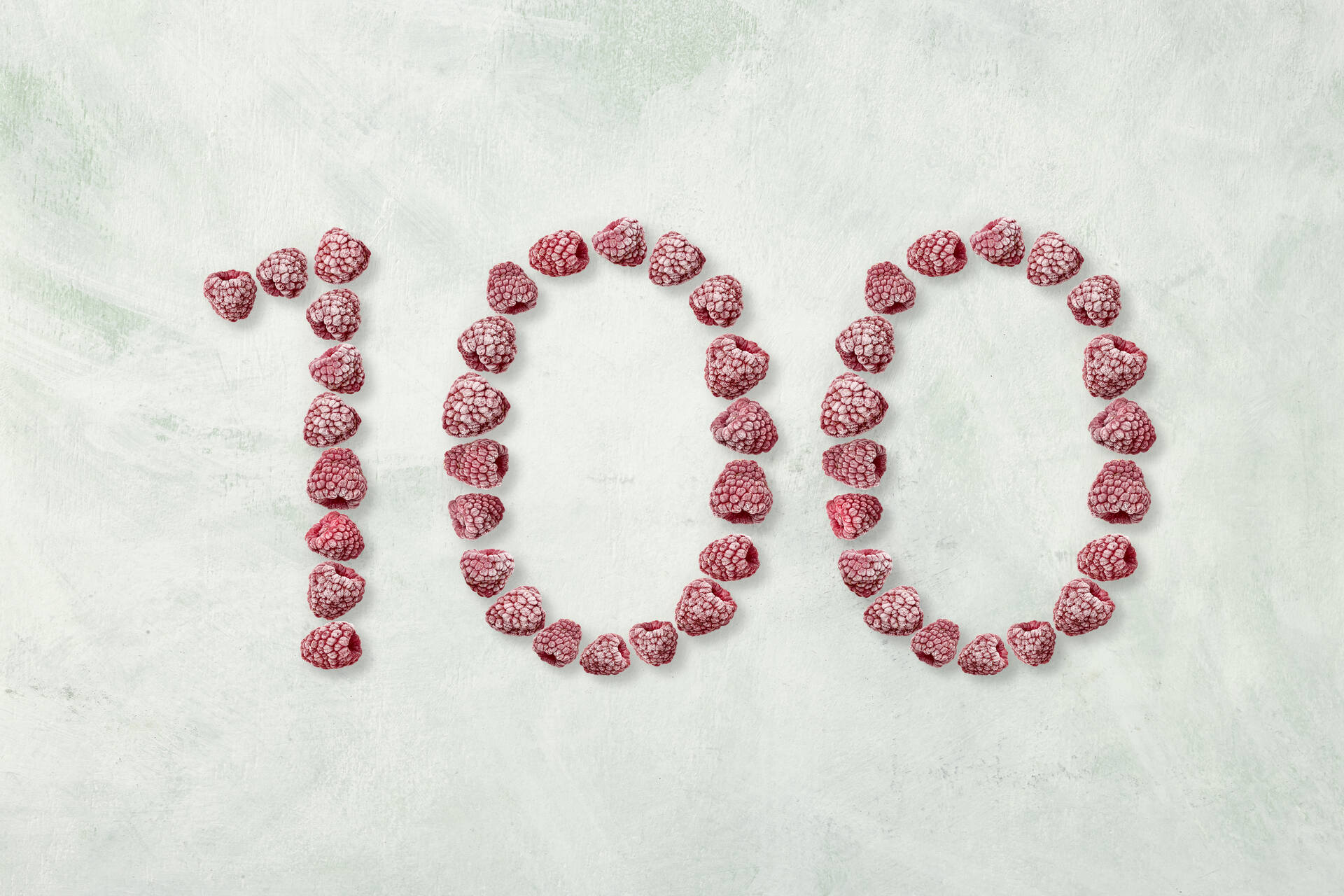 冷凍: 冷凍ラズベリーを 100 という数字にする