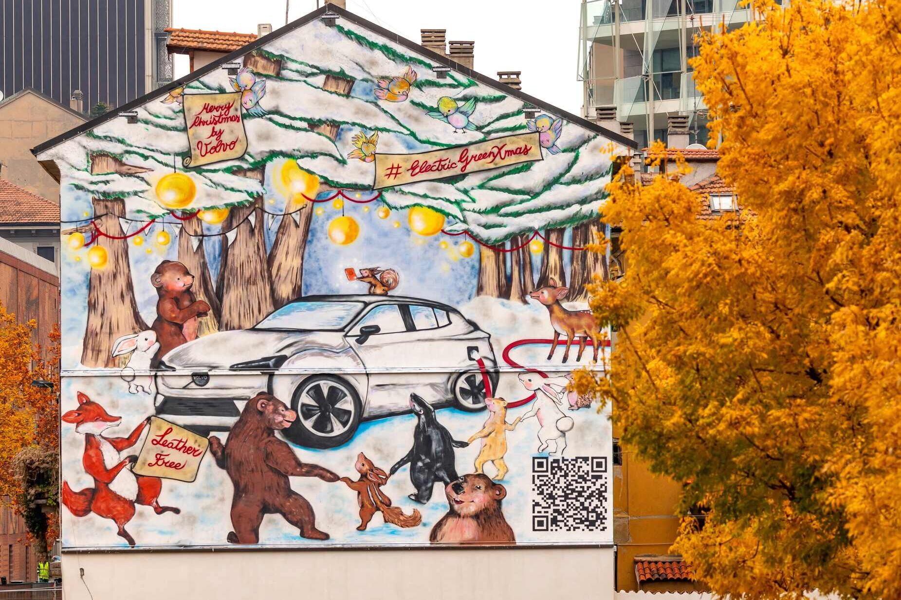 Volvo: il murale Volvo purifica l’aria pari alle emissioni prodotte ogni giorno da 22 auto Diesel Euro 6 e da 29 auto benzina Euro 6