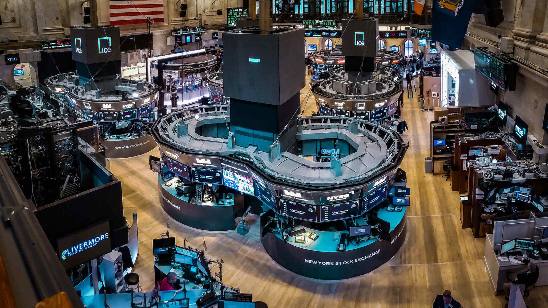 ETF: il trading floor della Borsa di New York (New York Stock Exchange o NYSE in sigla), con sede nella celebre Wall Street e fondata nel lontano 1817