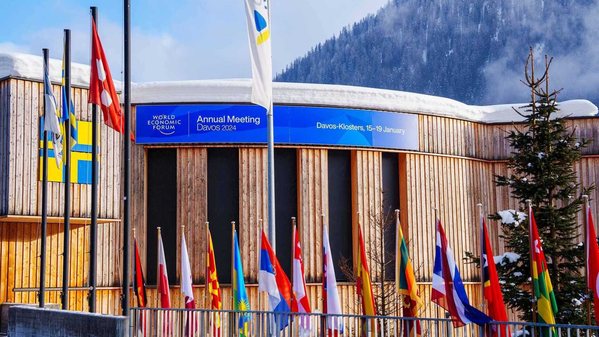 Uluslararası Hesaplama ve Yapay Zeka Ağı: Davos'taki (Grisons Kantonu) 2024 Dünya Ekonomik Forumu'nun ana mekanı (Fotoğraf: Jakob Polacsek/Dünya Ekonomik Forumu)