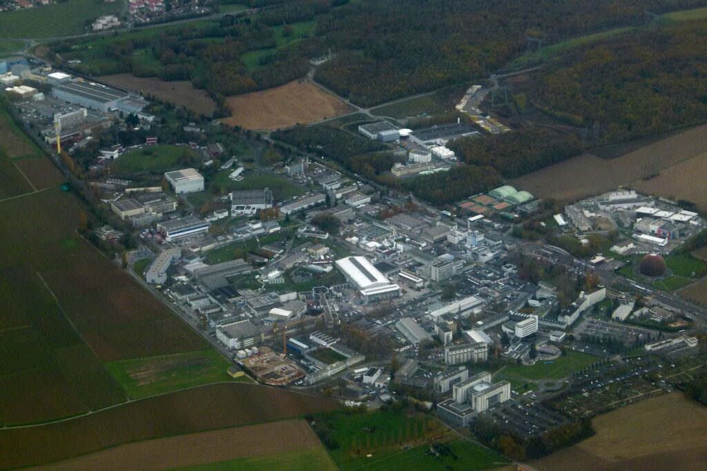 CERN : en 2024, le soixante-dixième anniversaire du Laboratoire européen de recherche en physique des particules à Genève sera ouvert à tous et célébré avec davantage d'événements et dans de nombreux pays
