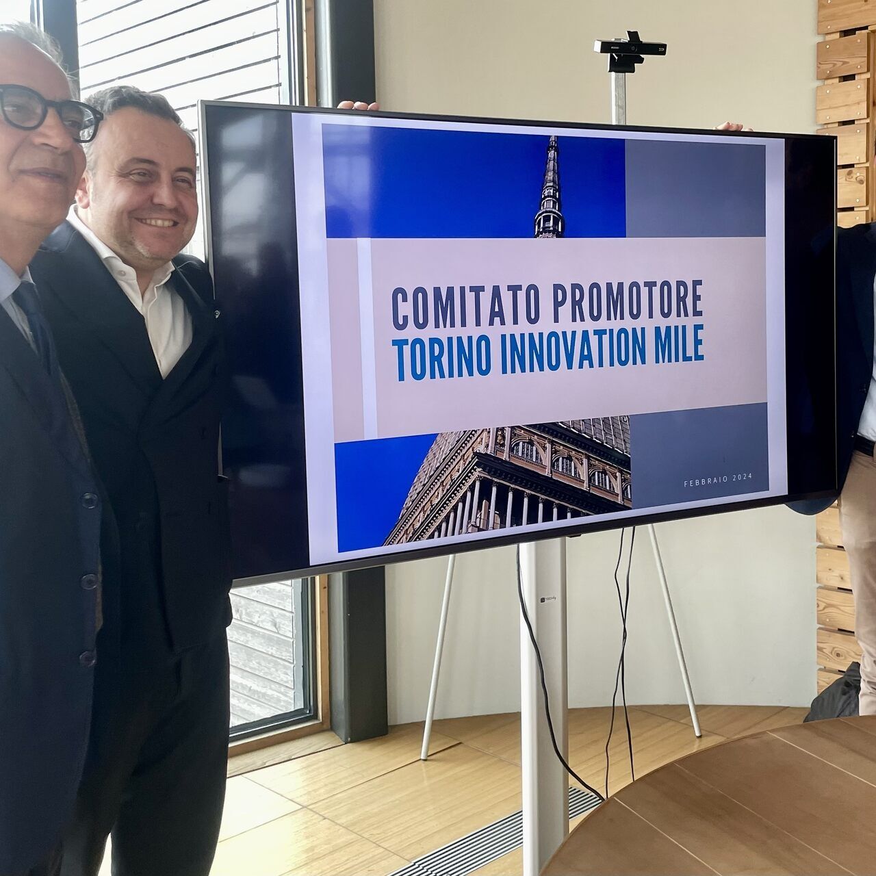 Dặm Đổi mới Turin: sự điều phối của Ủy ban Xúc tiến sẽ được giao cho chủ tịch Davide Canavesio, cũng là người đứng đầu Nexto, và cho hai phó chủ tịch, Stefano Corgnati, được bầu làm Hiệu trưởng Trường Bách khoa Turin, và Giacomo Portas, chủ tịch của Công viên Môi trường