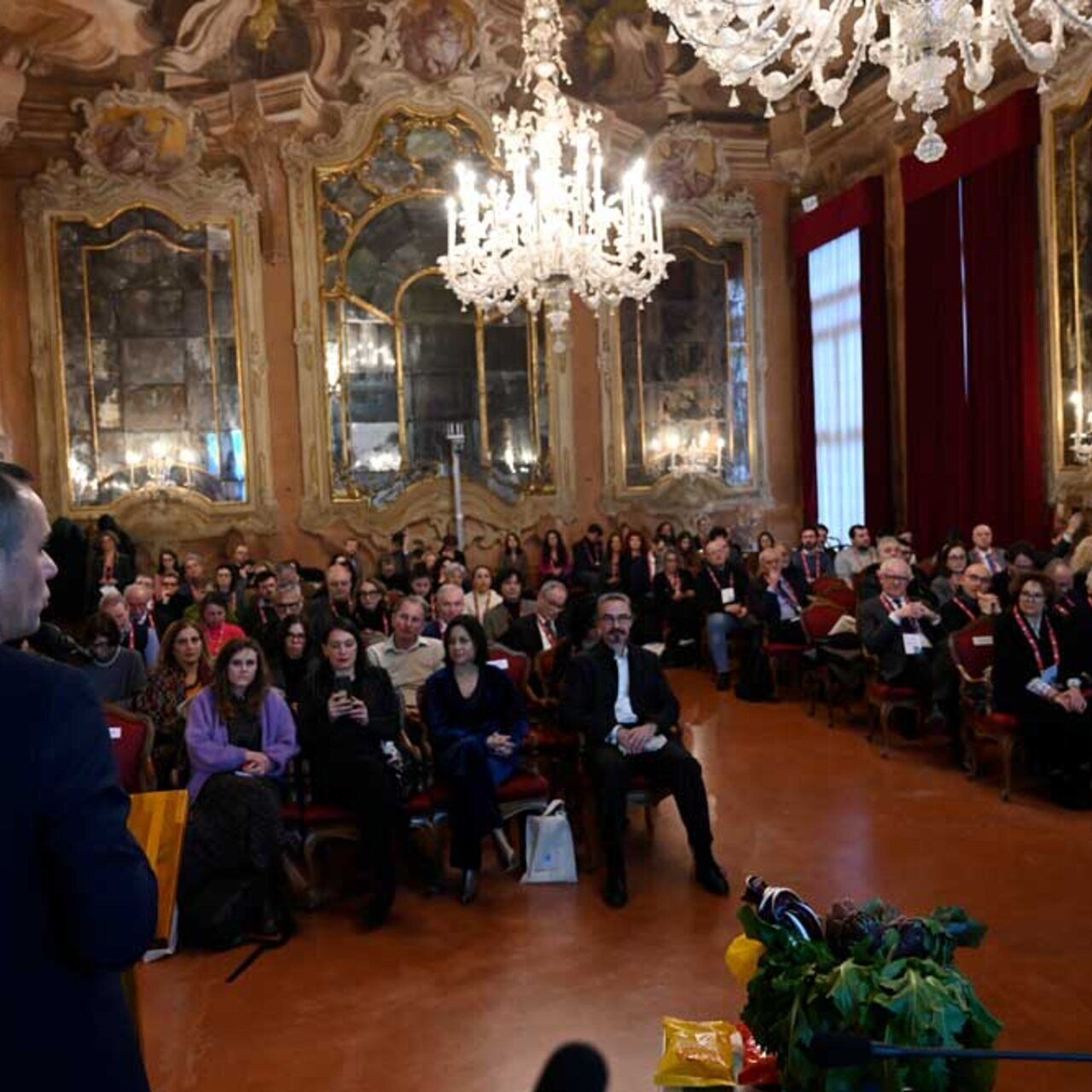 Mosaico: vēl nepieredzēts inovāciju apkopotājs no Venēcijas Ca' Foscari universitātes, lai apvienotu daudznozaru pieredzi un prasmes