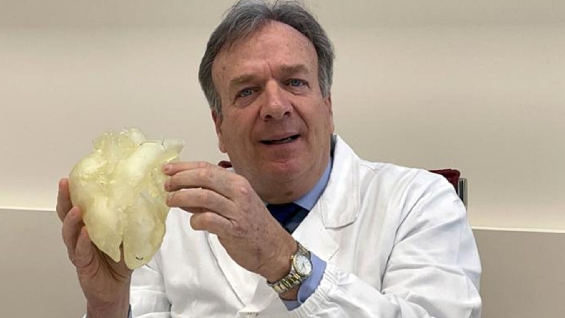 Gino Gerosa: entrevista com o cirurgião da Universidade de Pádua que coordenará médicos, engenheiros, biólogos e especialistas em materiais com um orçamento de 50 milhões de euros para criar o primeiro coração artificial italiano