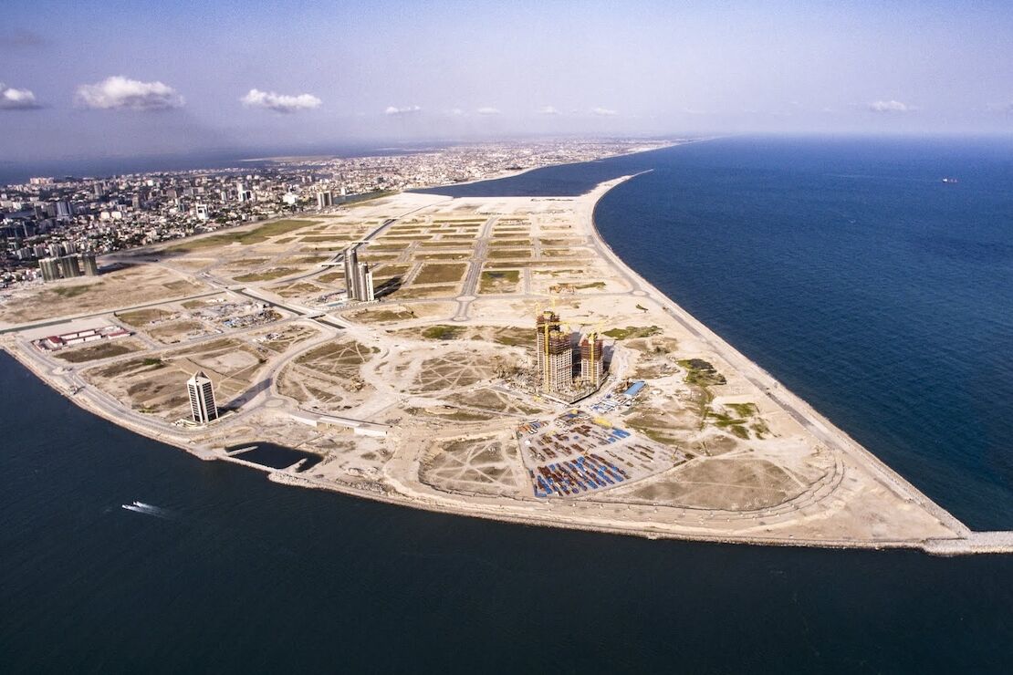 Eko Atlantic City: megaqyteti lundrues në ndërtim në Lagos, Nigeri, po ngrihet në tokë të rikuperuar dhe të rikuperuar nga Oqeani Atlantik