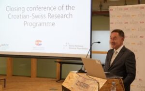Bern-Zágráb: 19. október 2023-én Urs Hammer svájci nagykövet kiemelte a tudományos együttműködés fontosságát Horvátországban