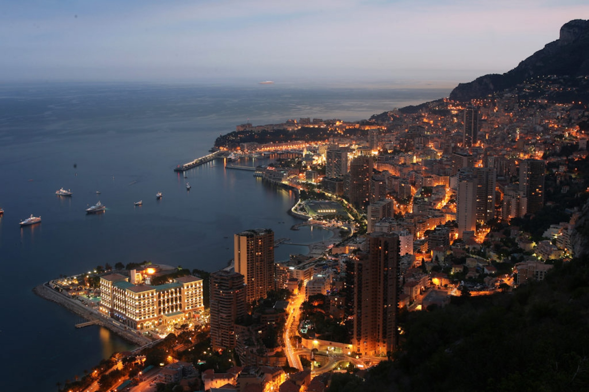 Monako ohranja svoj čar in se odpira digitalnim inovacijam